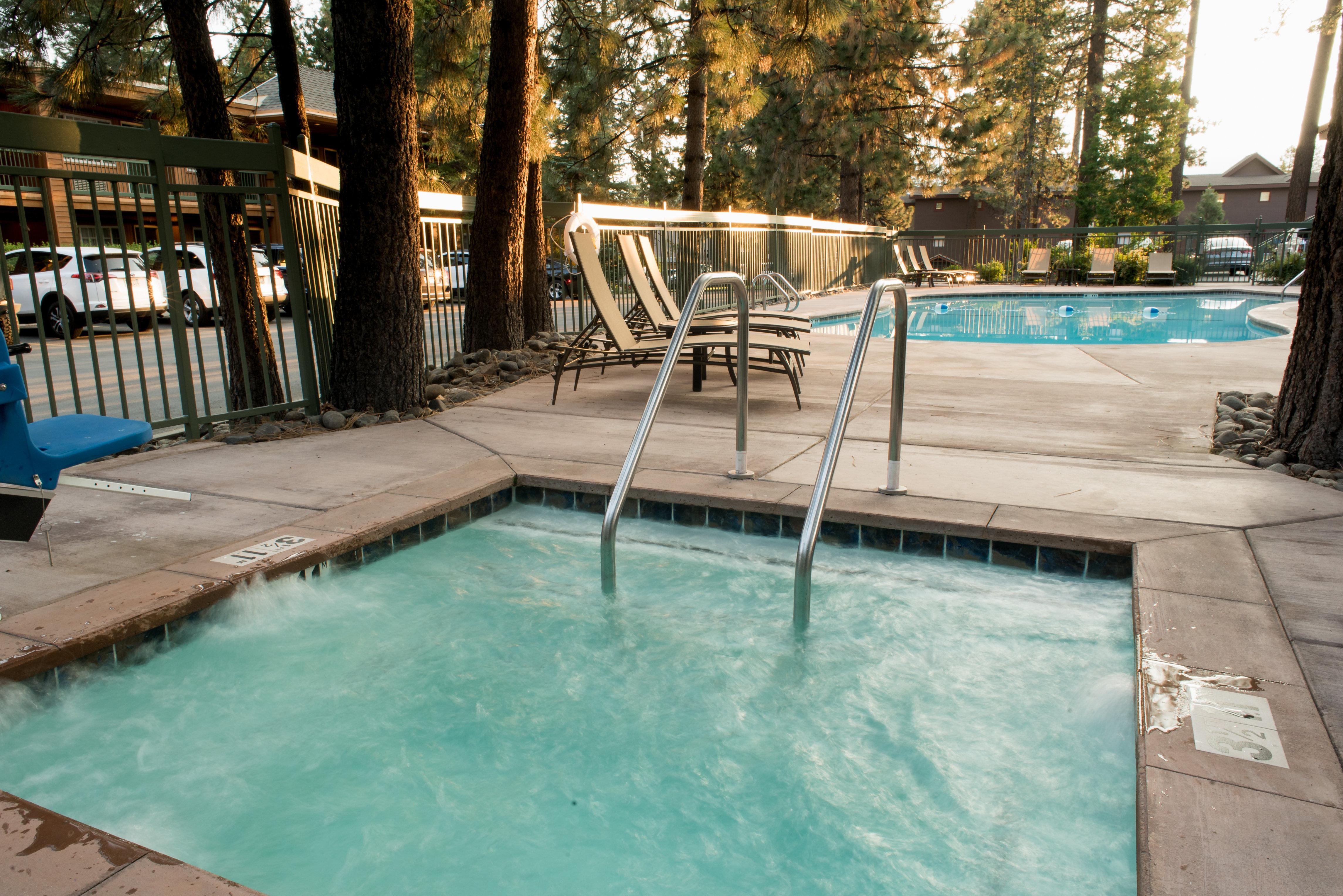 Holiday Inn Express South Lake Tahoe, An Ihg Hotel Exterior photo